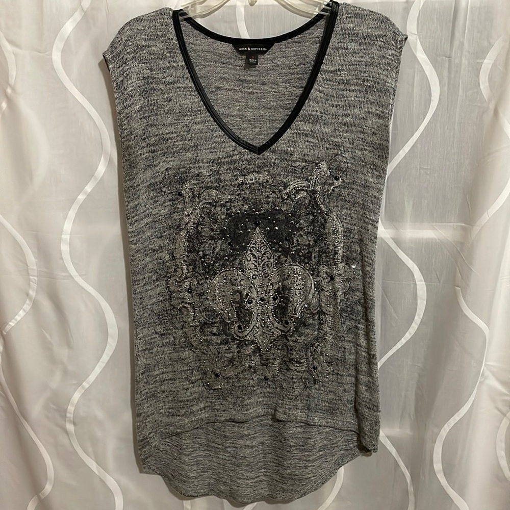 Rock & Republic lightweight sweater, Small